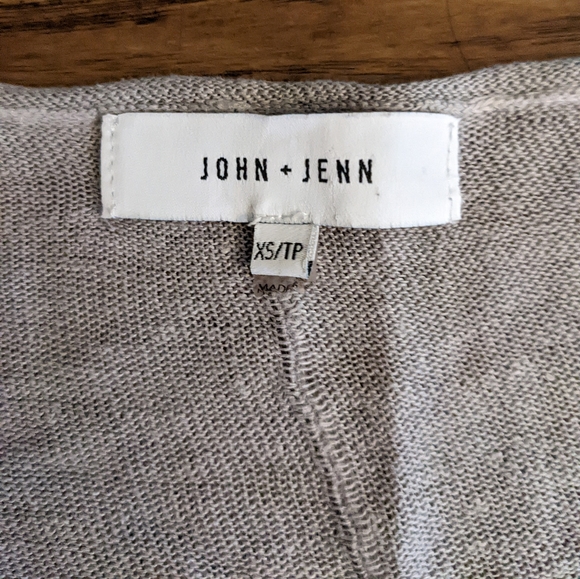 Anthropologie John & Jenn Gray Linen Crop Top - Picture 14 of 15